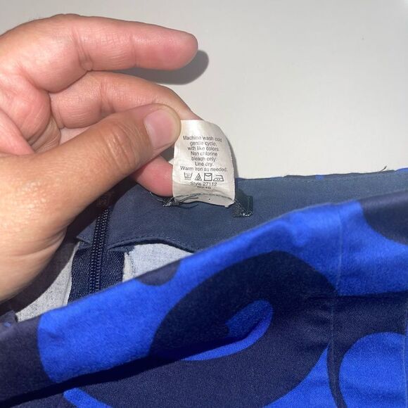 J. Crew Factory Navy & Cerulean Damask Mini Skirt‎ - Size 0 - Picture 7 of 9